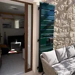 빌라 Inevig 로고즈니차